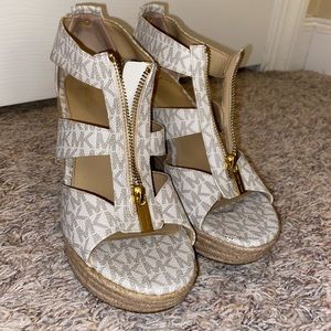 Micheal Kors Wedges